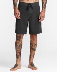 VA Pigment 19" Trunks - RVCA Black