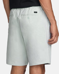 Weekend Elastic 2 19" Short - Green Tea
