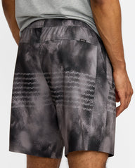 Yogger Plus 2 18" Short - Smoke