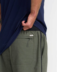 Yogger Hybrid 17" Short - Fatigue