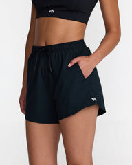 VA Essential Yogger 12" Short - Black