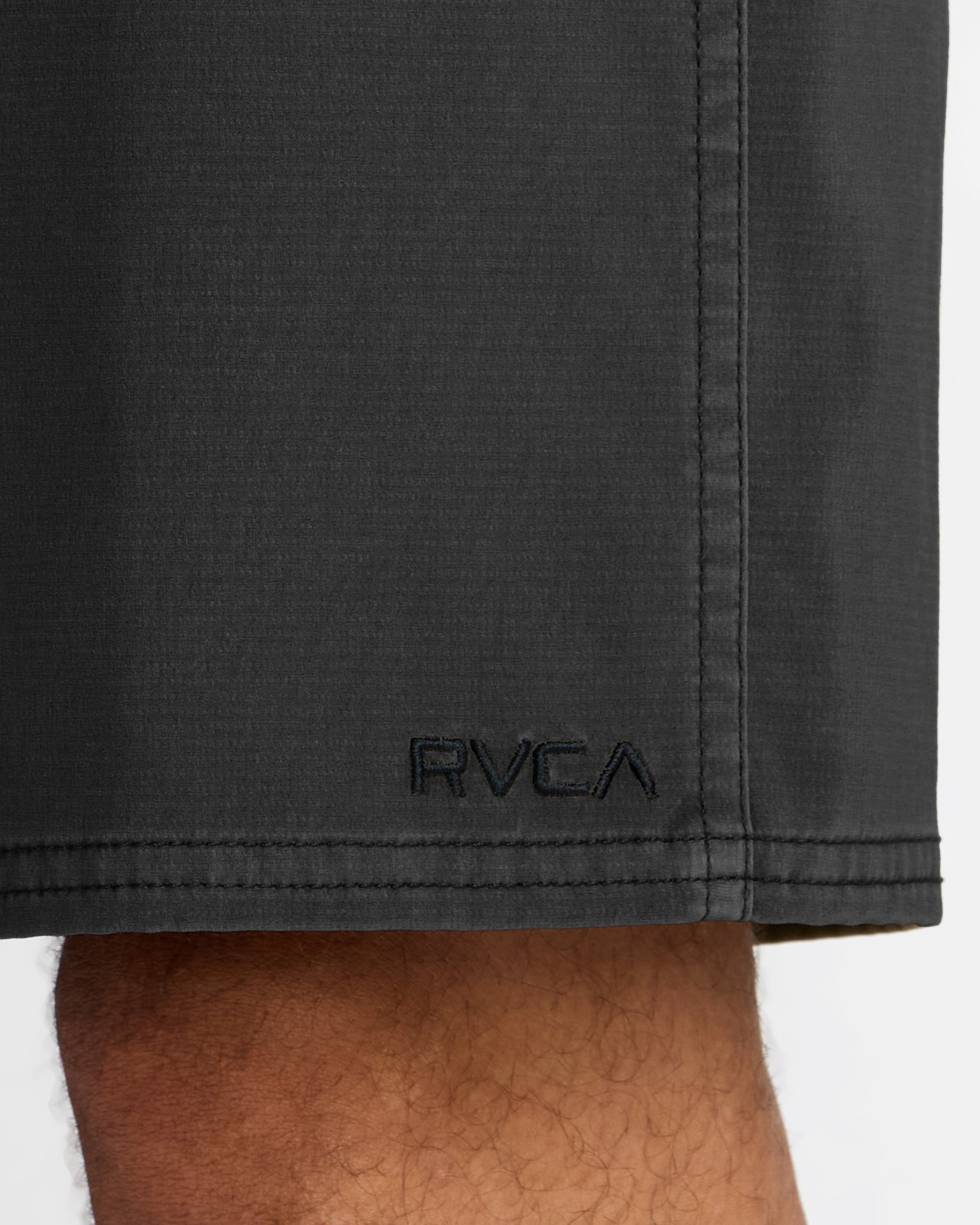 VA Pigment 19" Trunks - RVCA Black