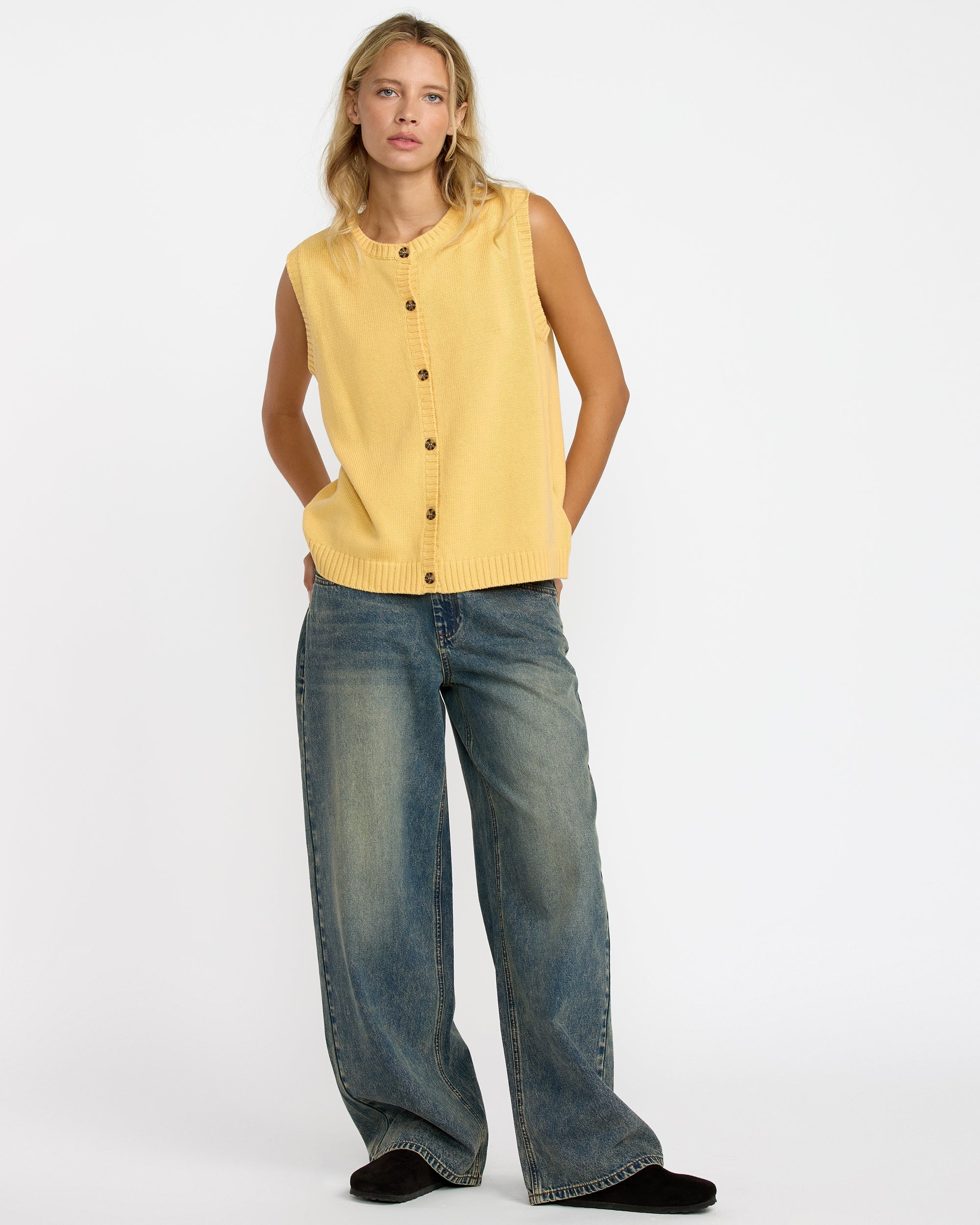 Carrie Sweater Vest - Sanddune