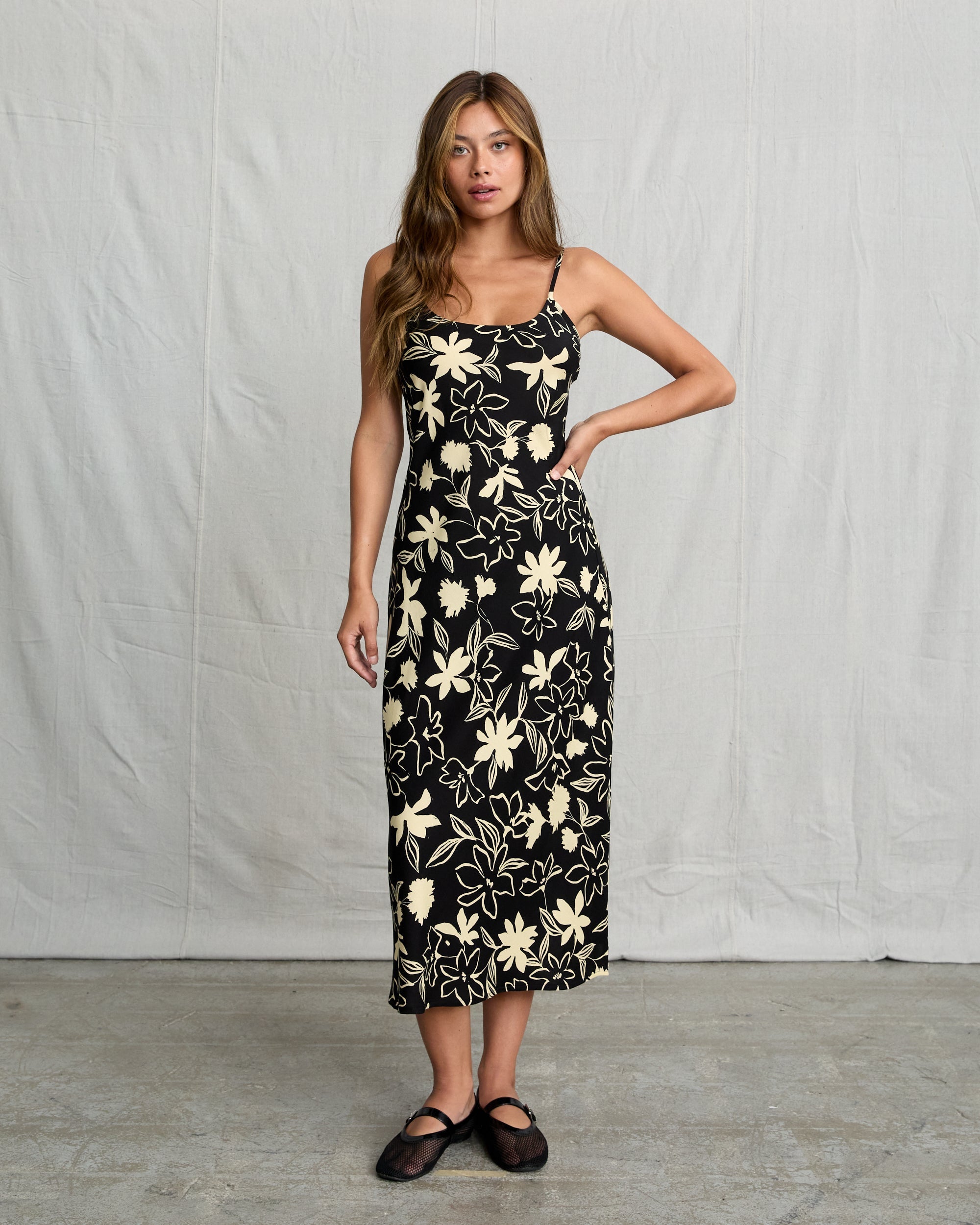 Aelia Midi Dress - Rvca Black Floral