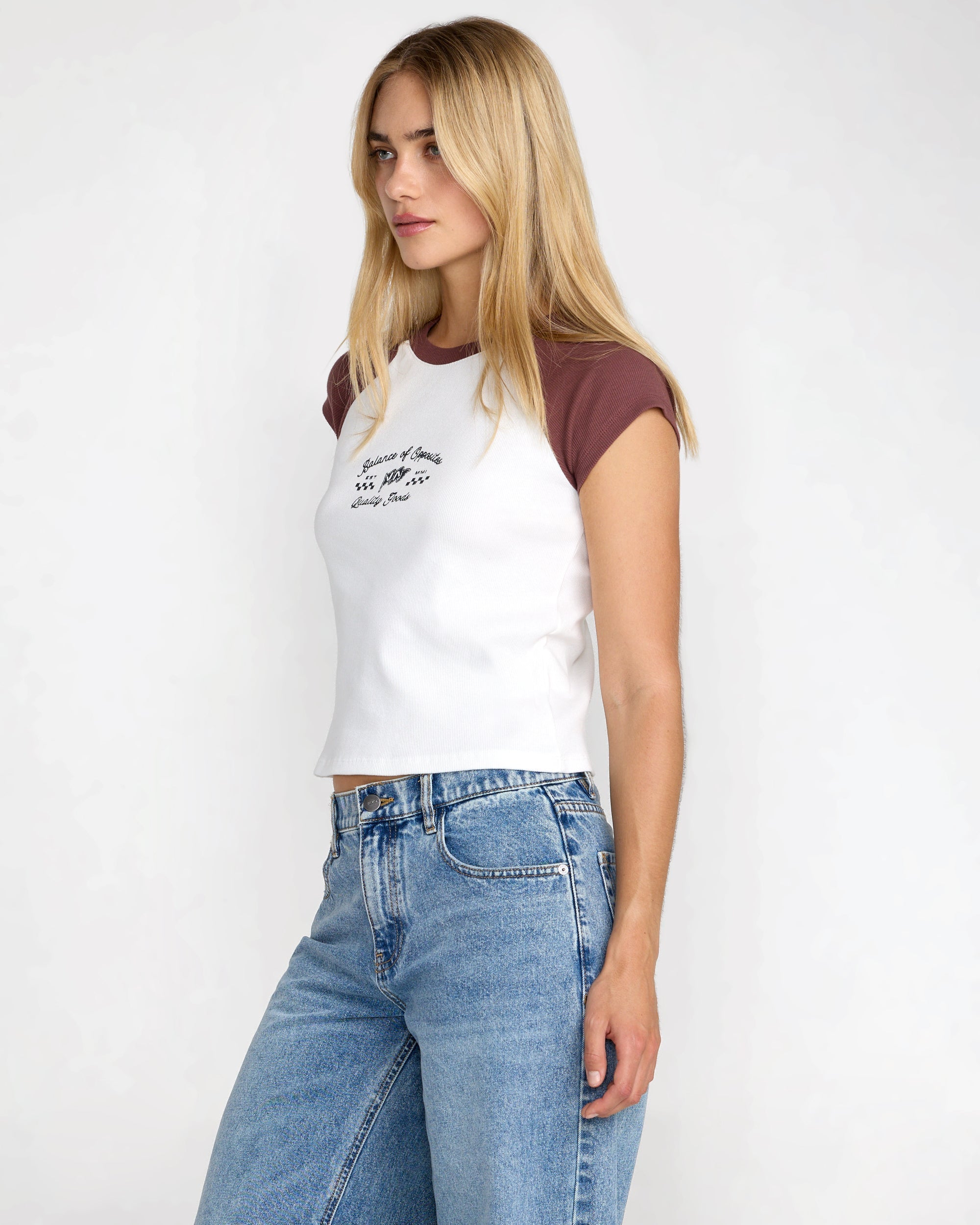 Roam Raglan - Terra Brown