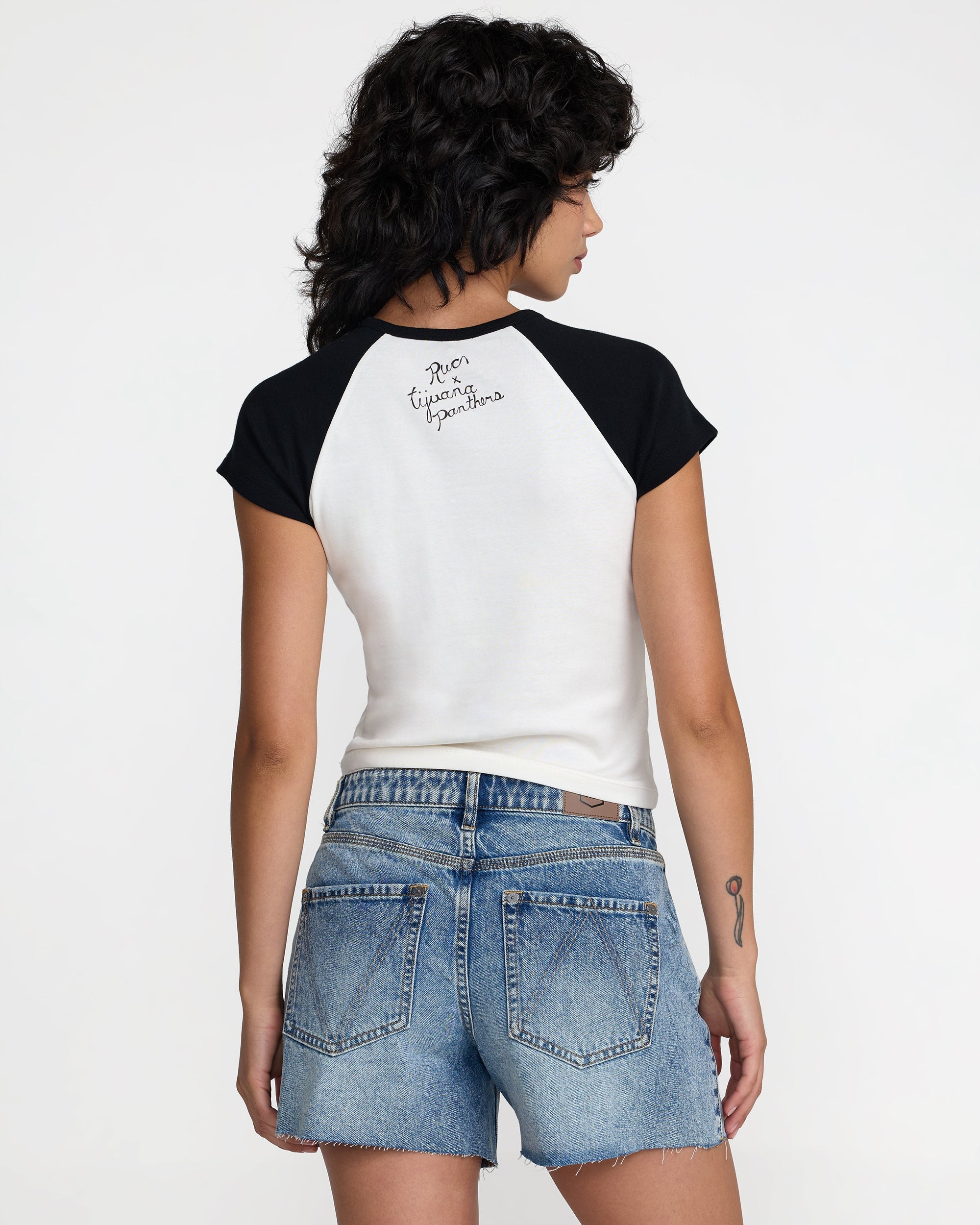 Tijuana Panthers Raglan - Natural