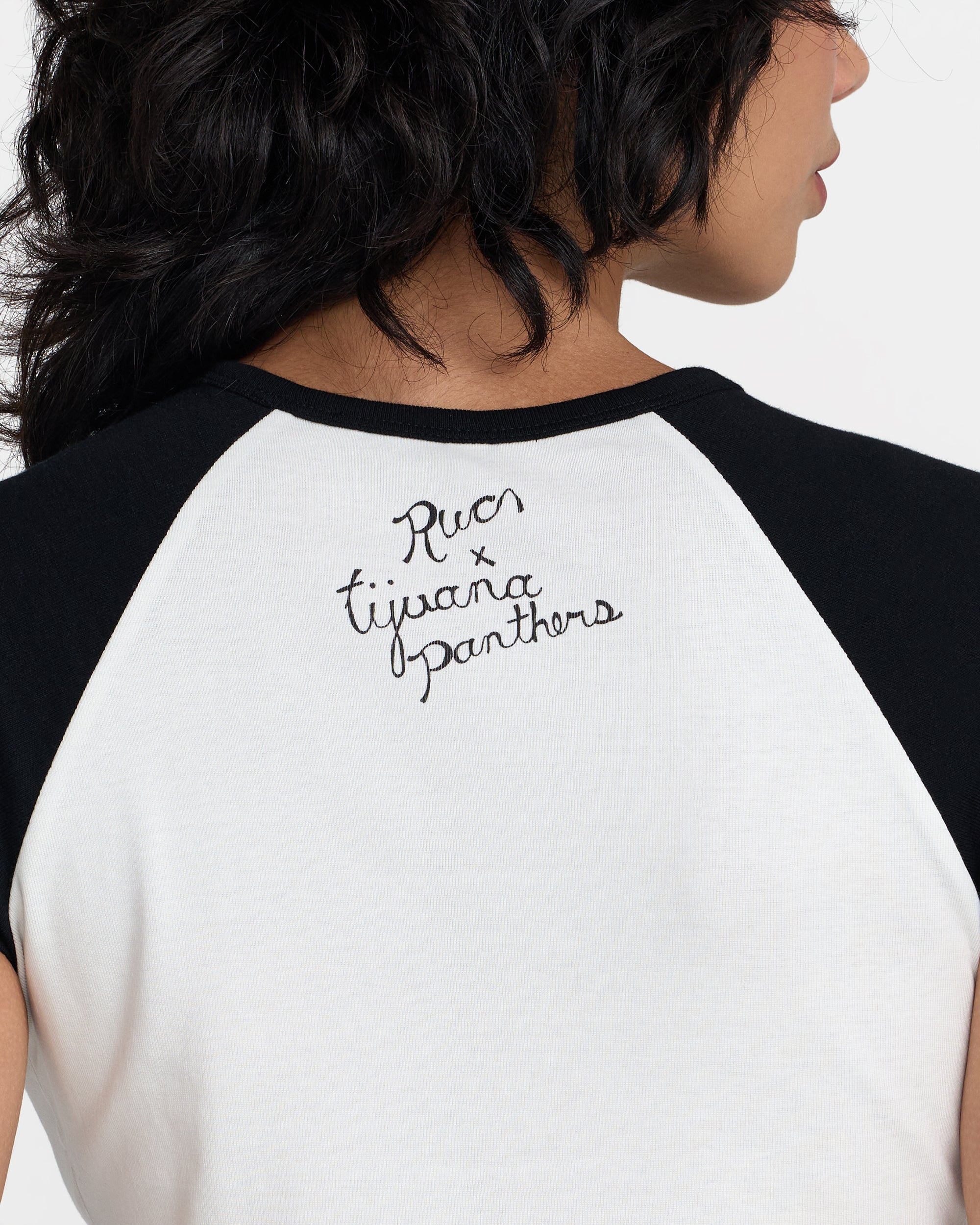 Tijuana Panthers Raglan - Natural