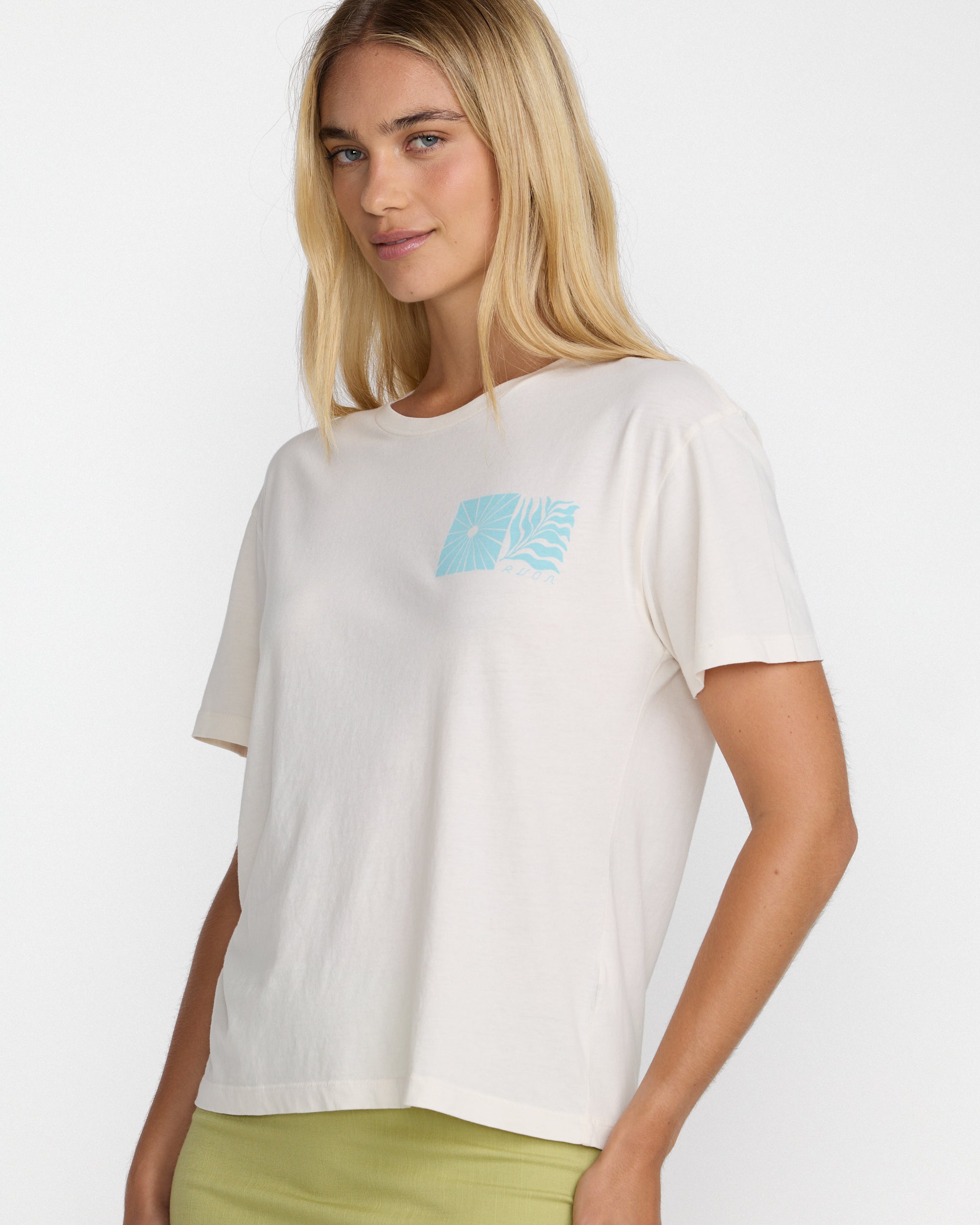 Sun Tides Icon Tee - Cloud