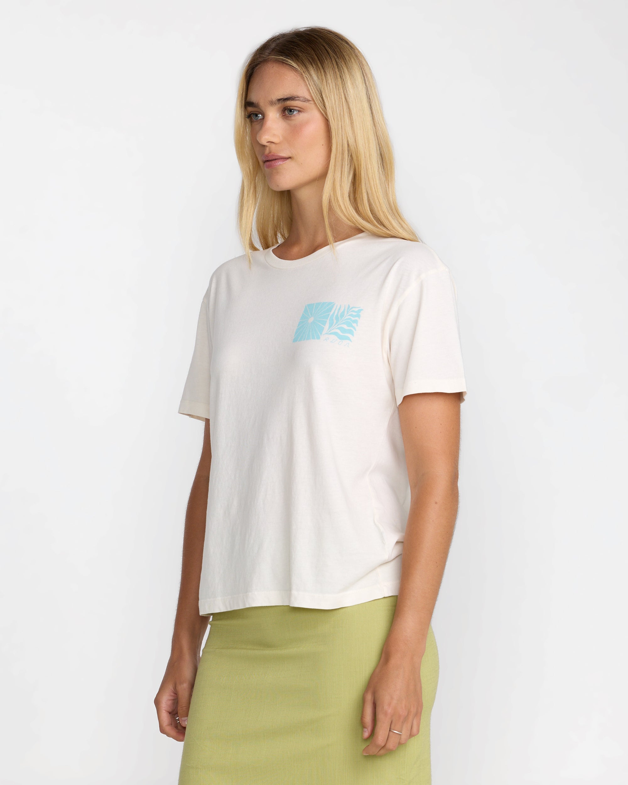 Sun Tides Icon Tee - Cloud