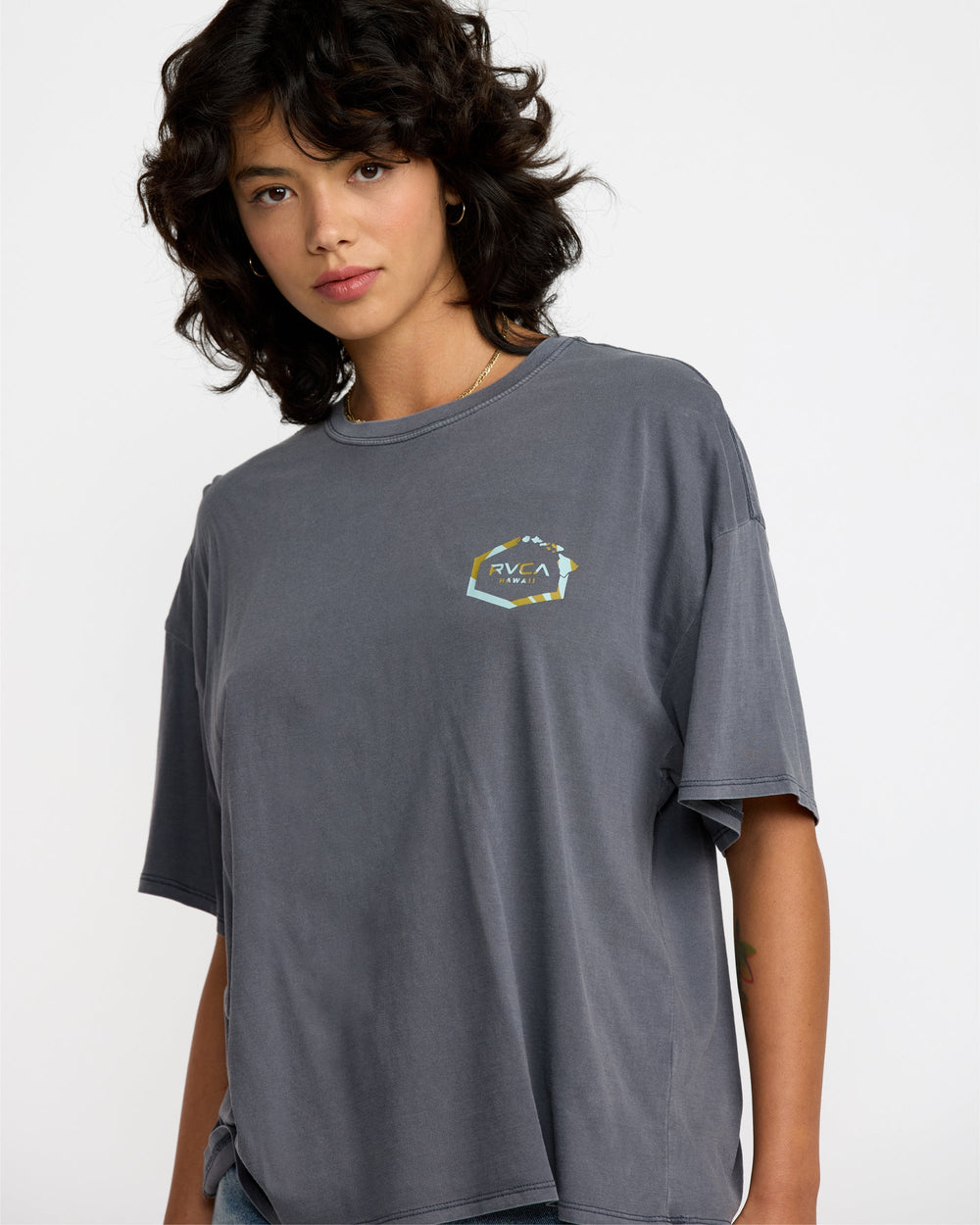 Hawaii Hex II Baggie Tee - Gravel
