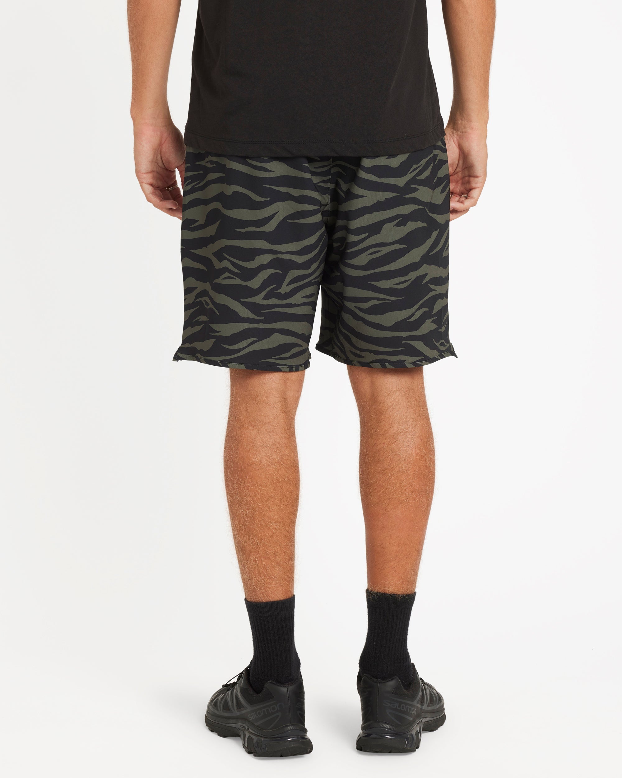 Hawaii Yogger Stretch 17" Short - Fatigue