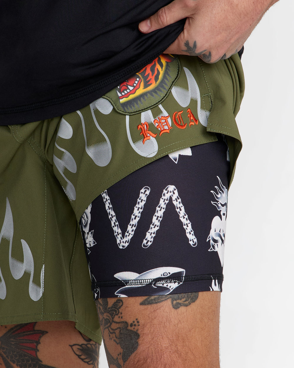 Yogger 2 In 1 Short 17" Shorts - Army Green