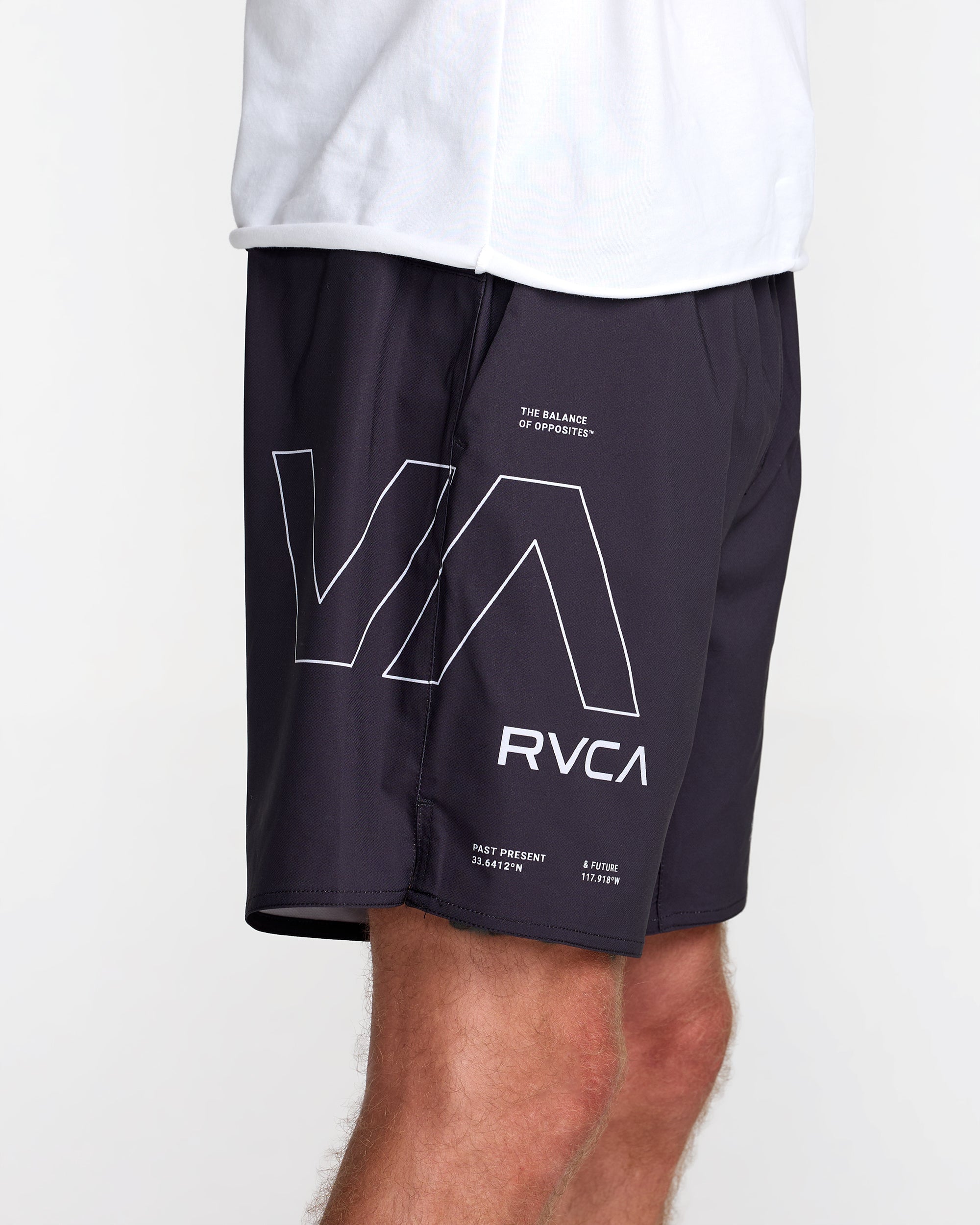 Yogger 2 In 1 Short 17" Short - Rvca Black