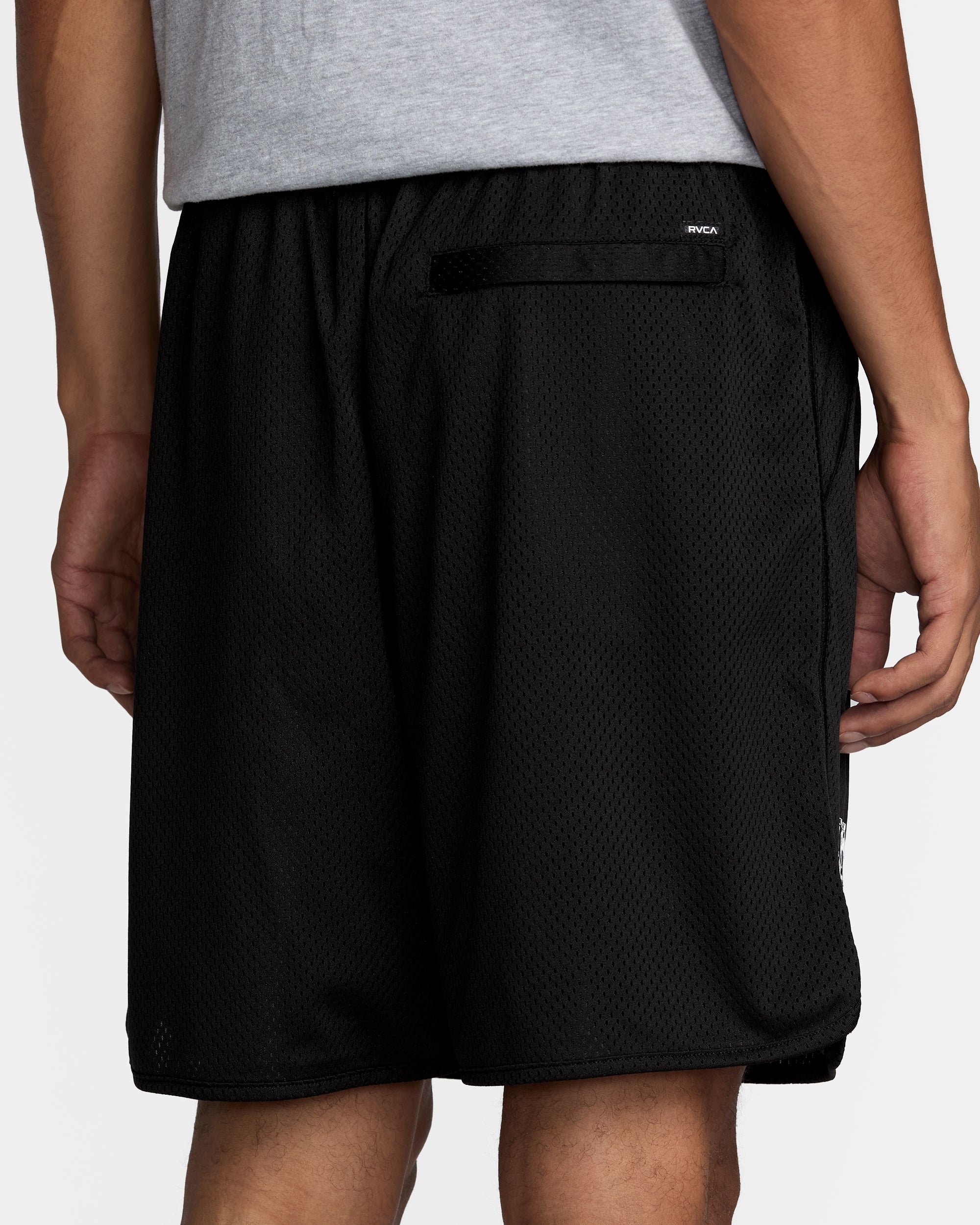 Jesse VA Essntl Mesh 19" Short - Black
