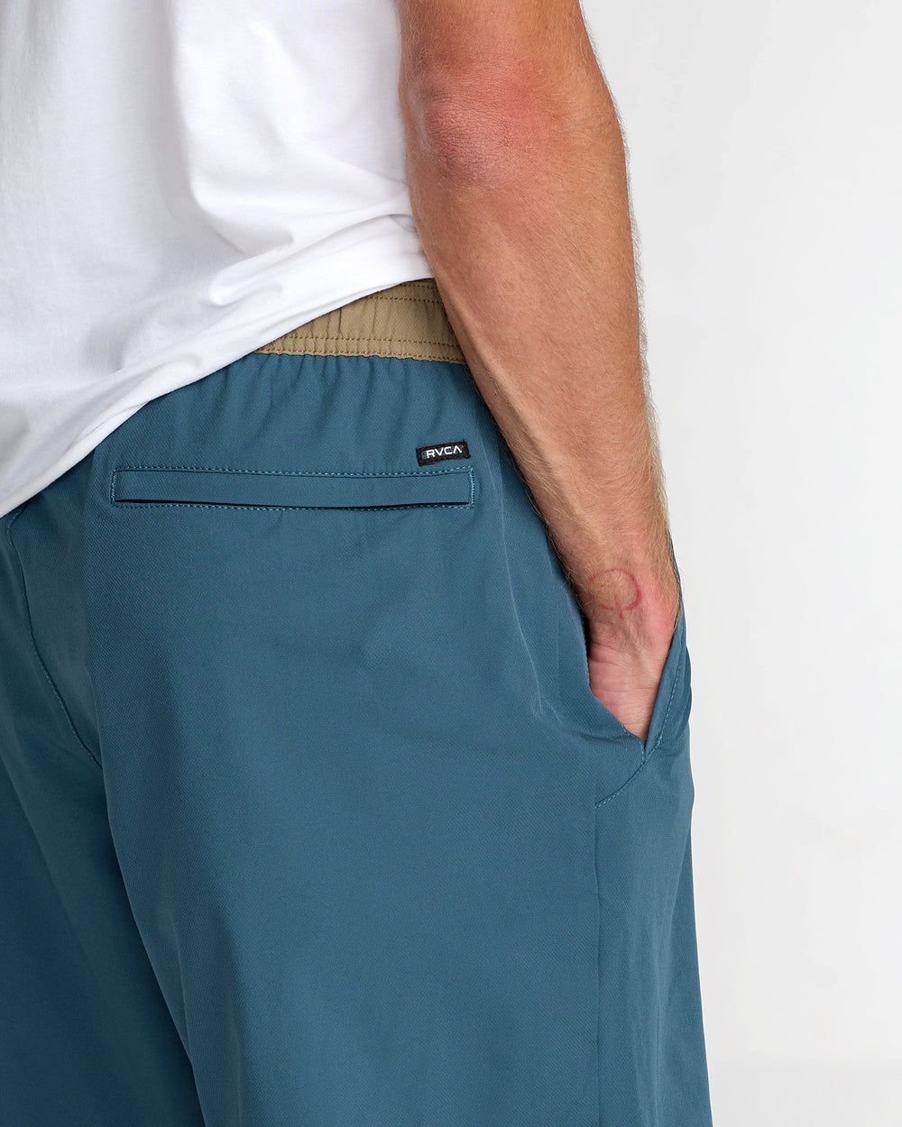 Yogger Stretch Contrast 17" Short - Duck Blue