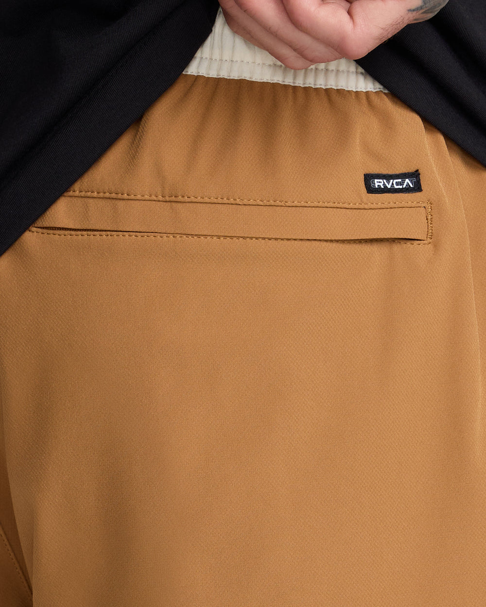 Yogger Stretch Contrast 17" Shorts - Camel