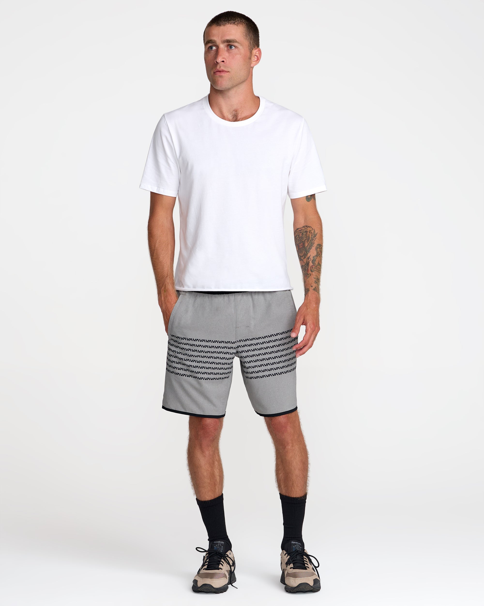 Yogger Stretch Contrast 17" Short - Heather Grey