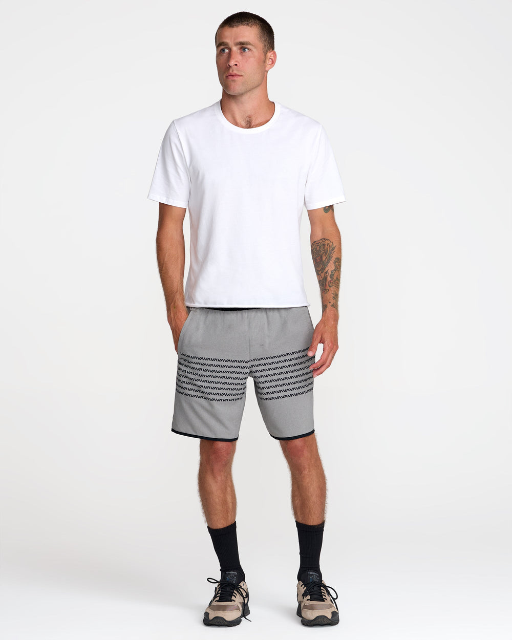 Yogger Stretch Contrast 17" Short - Heather Grey