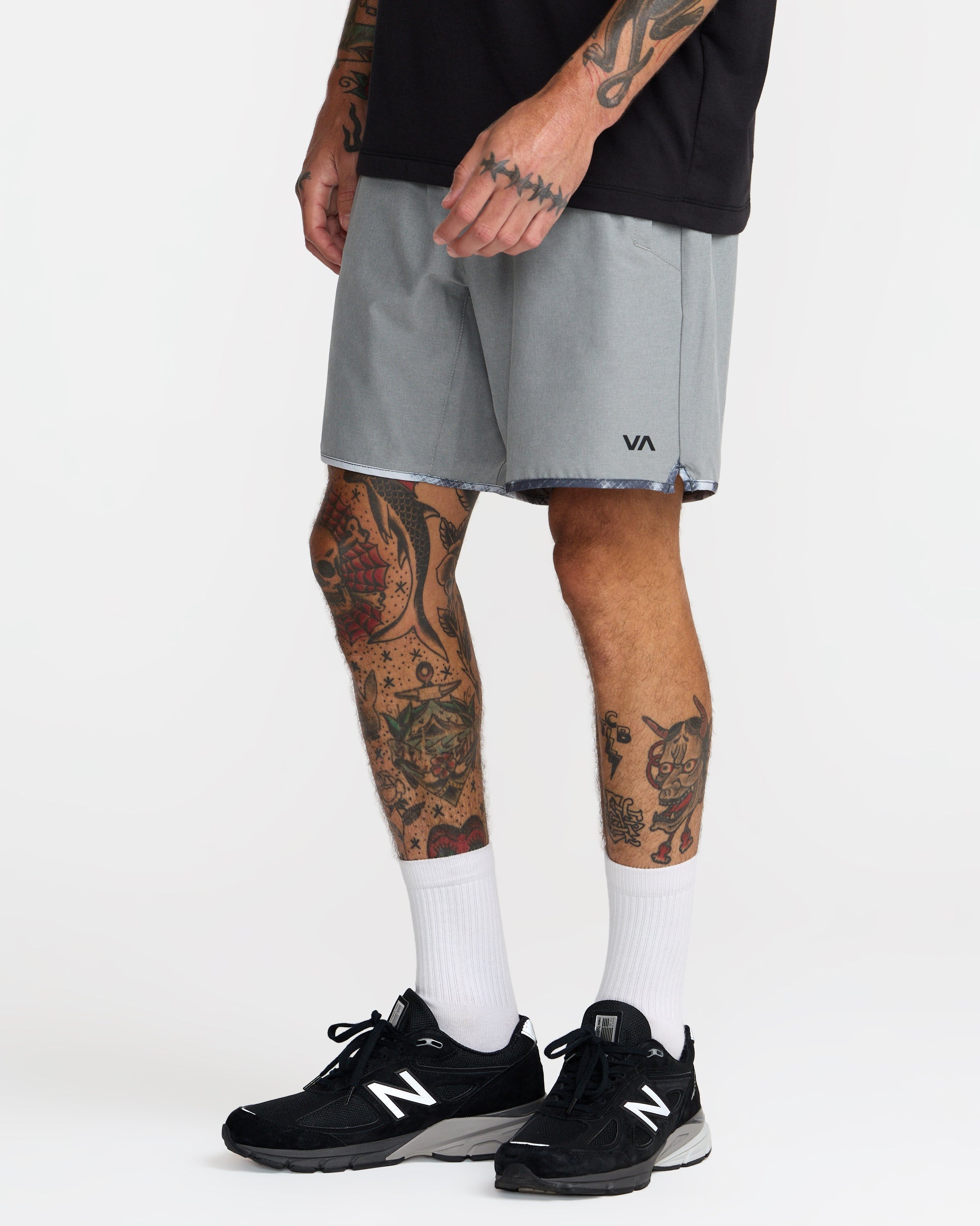 Yogger Stretch Contrast 17" Shorts - Heather Grey 1