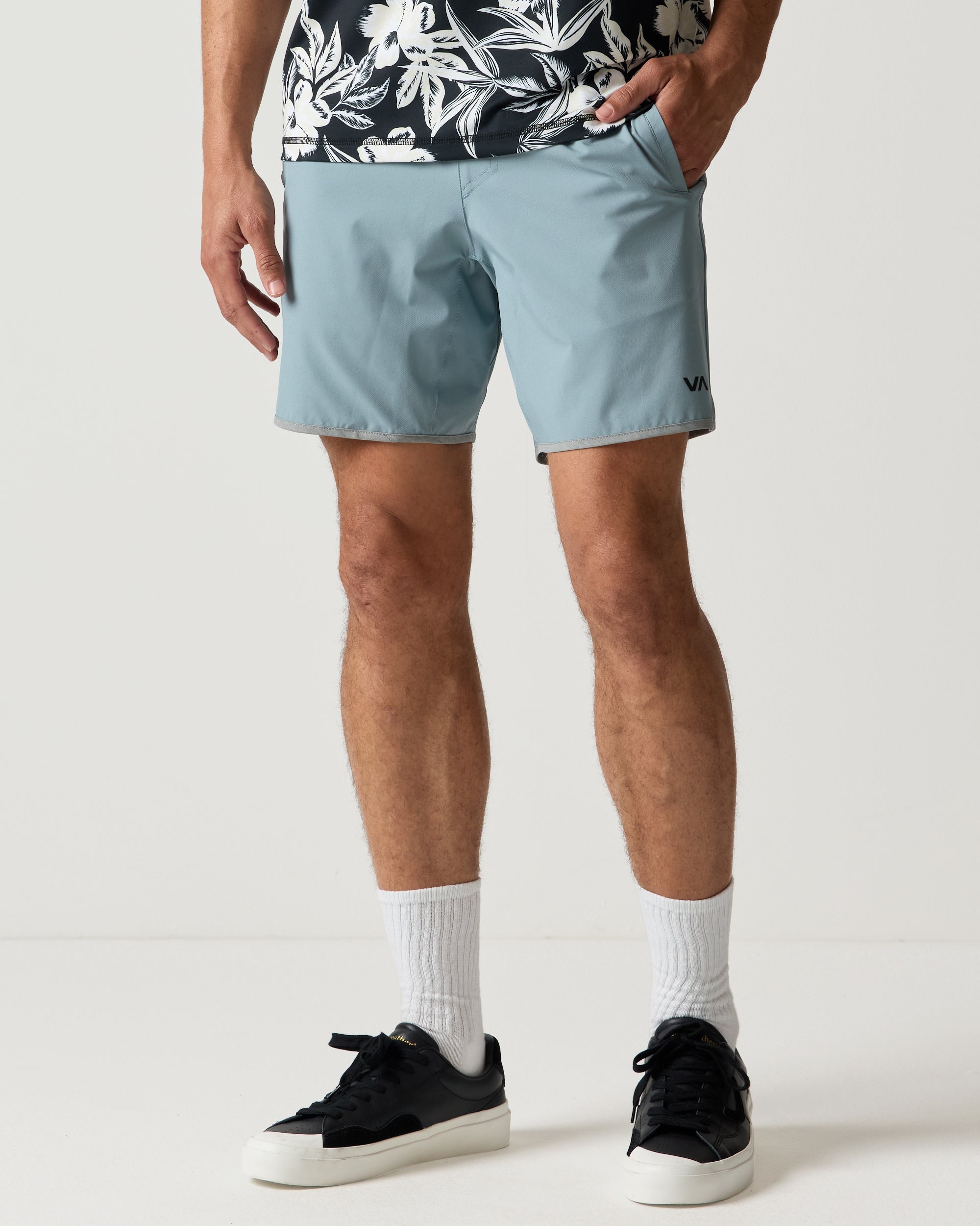 Yogger Stretch Contrast 17" Shorts - Lead