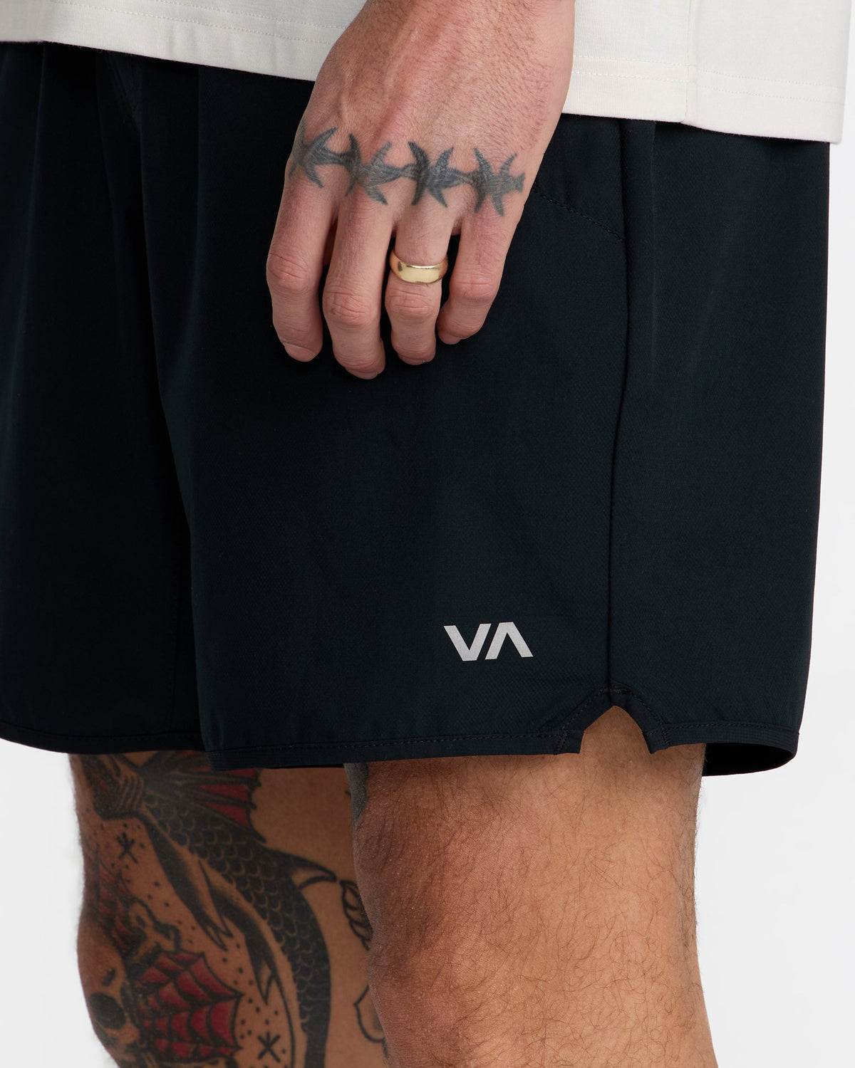 Yogger Stretch 17" Short - Black