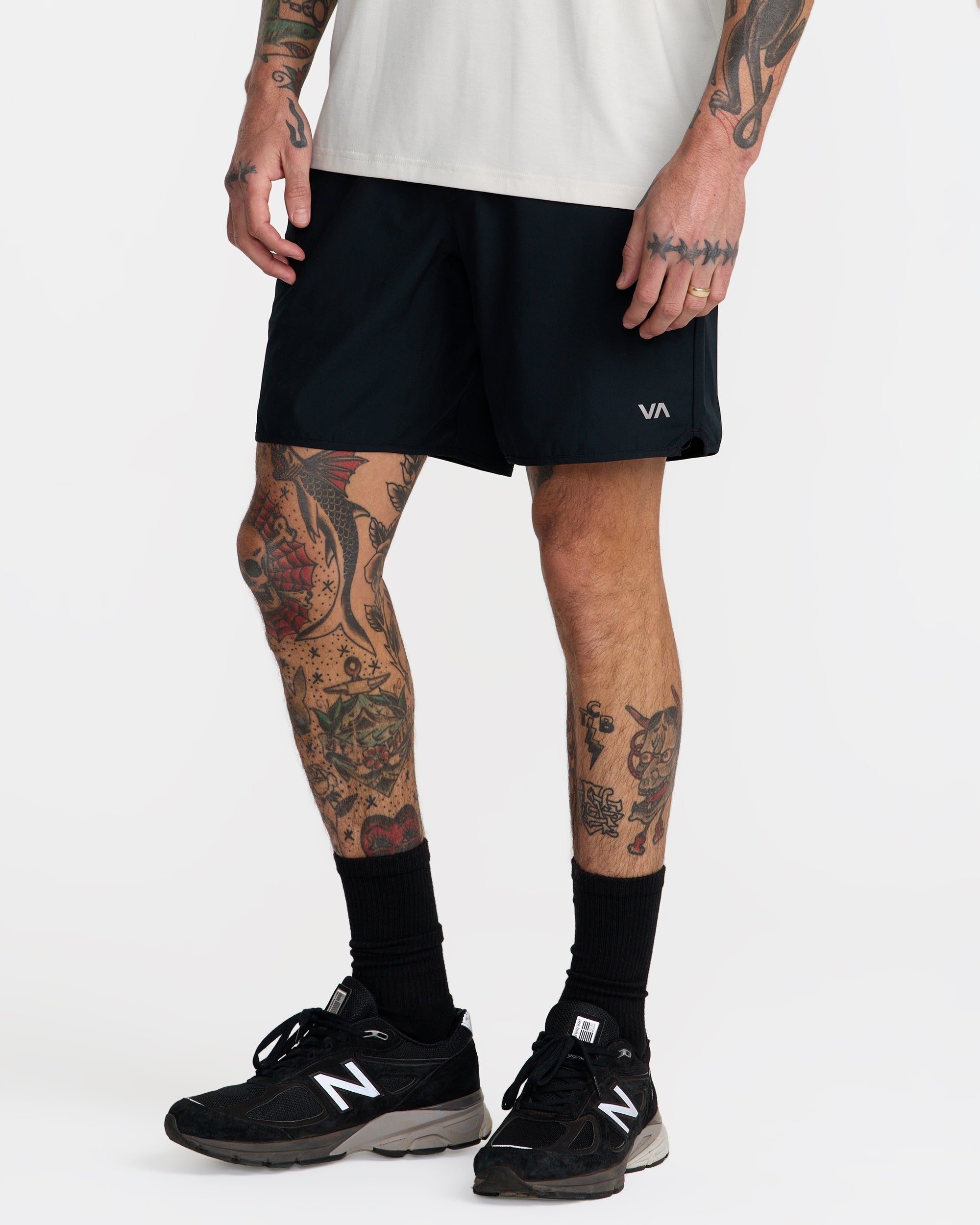 Yogger Stretch 17" Short - Black