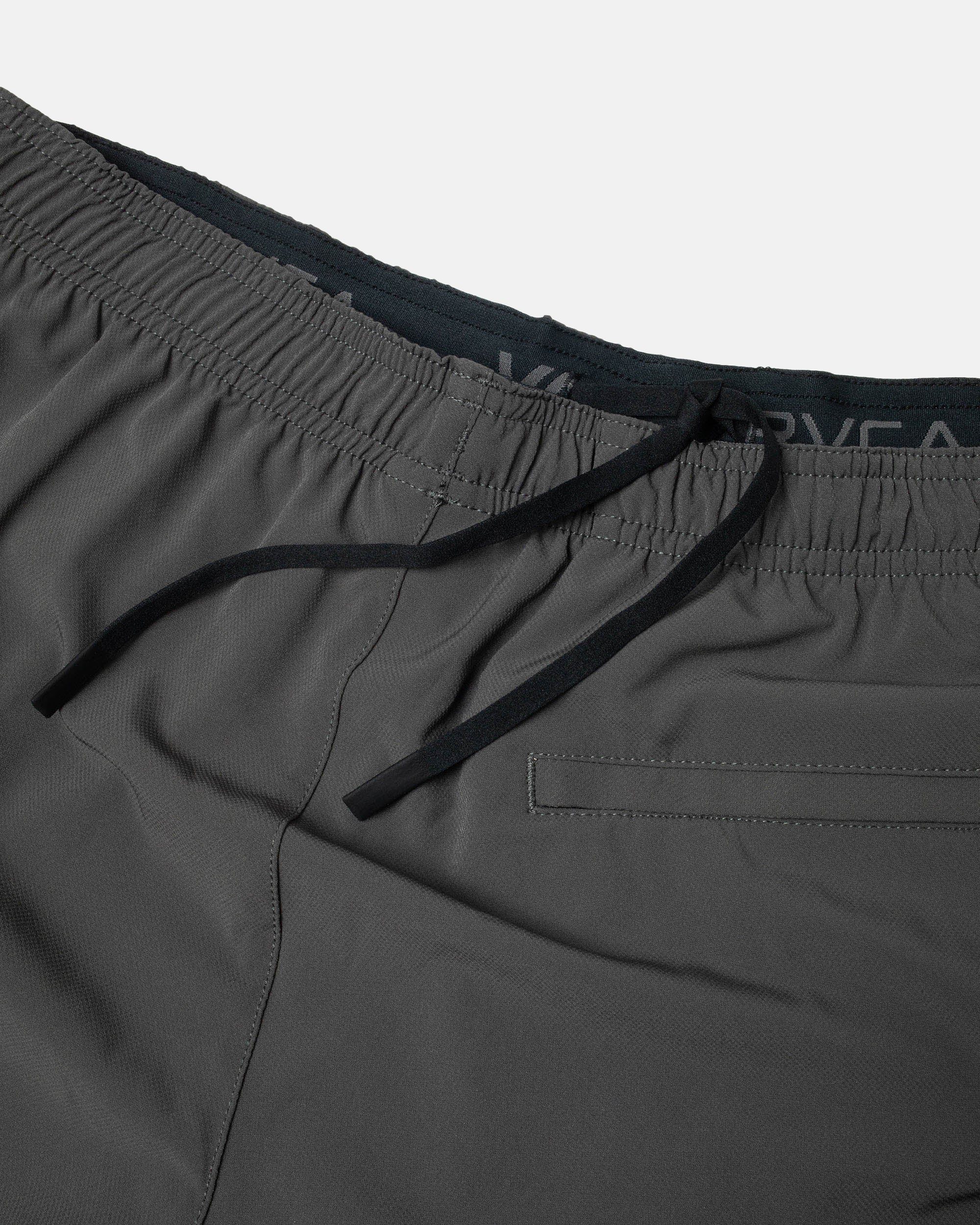 Yogger Stretch 17" Short - Slate Grey
