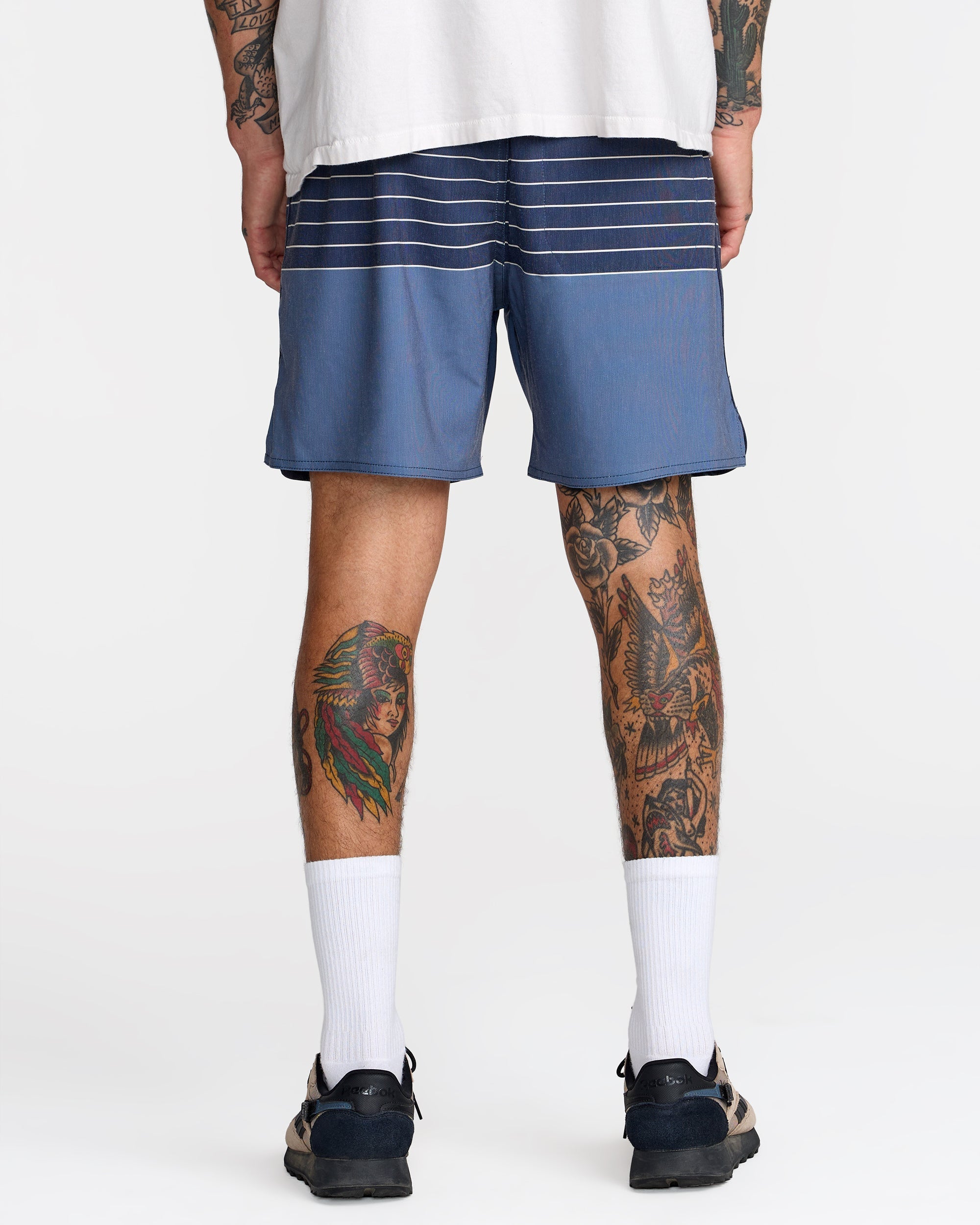 Yogger Hybrid 17" Short - Moody Blue