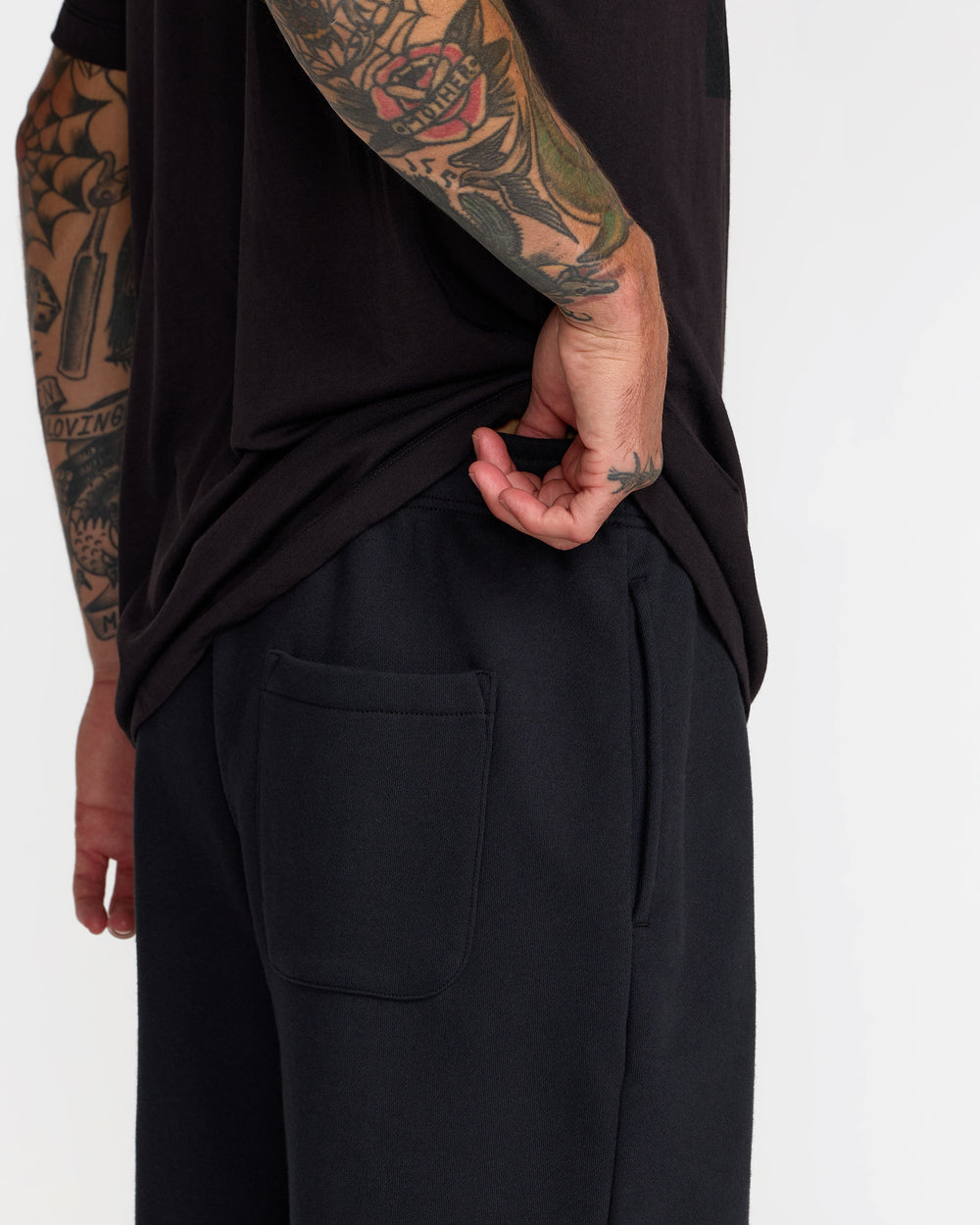 Va X Ali Essentials Fleece Short - Rvca Black