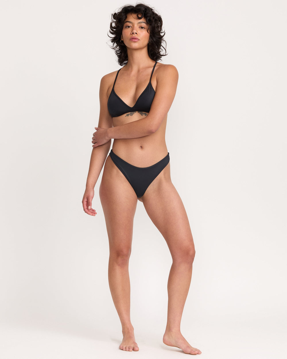 Solid Triangle Crossback - RVCA Black
