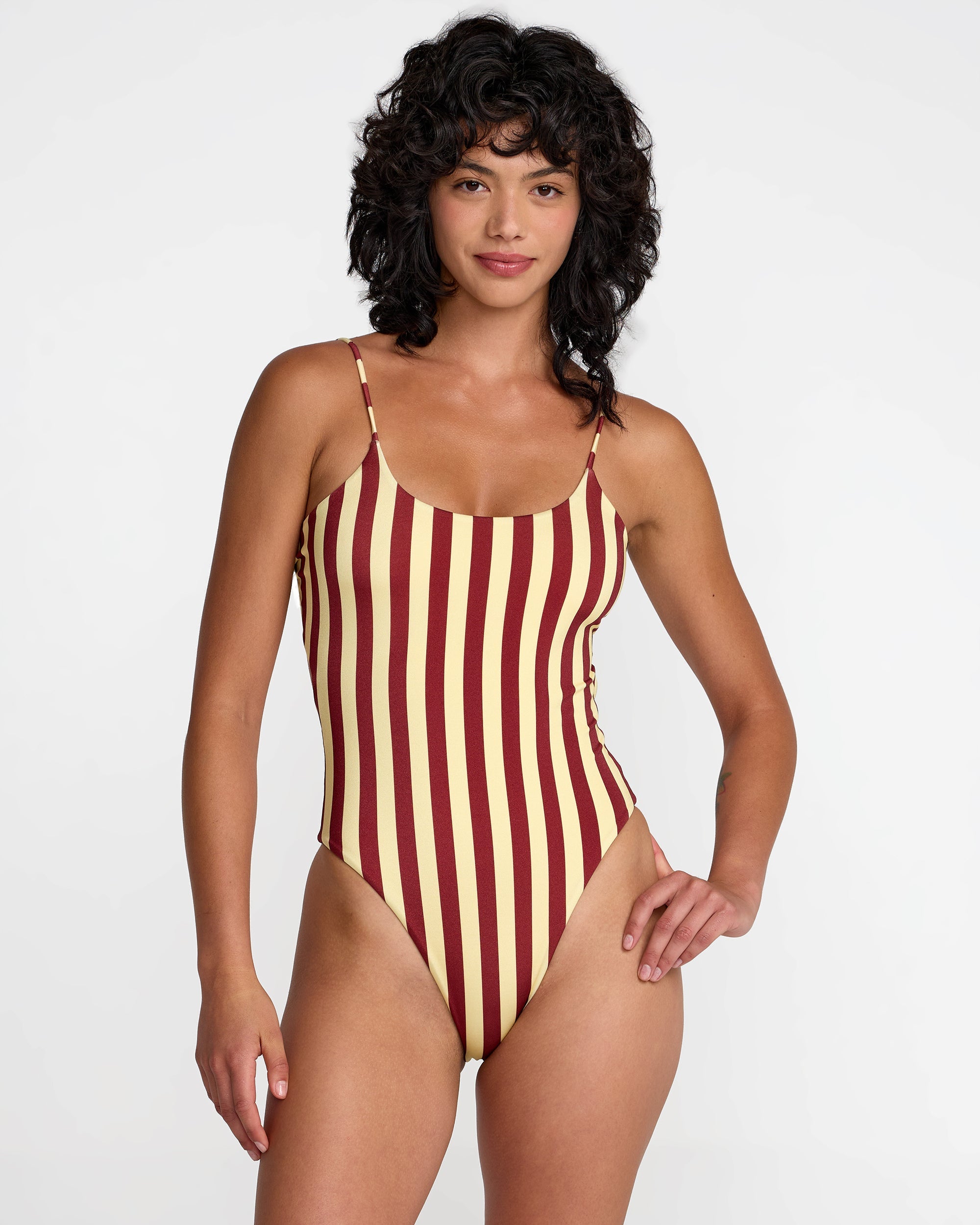 Leon Basic Scoop One Piece - Sunshine