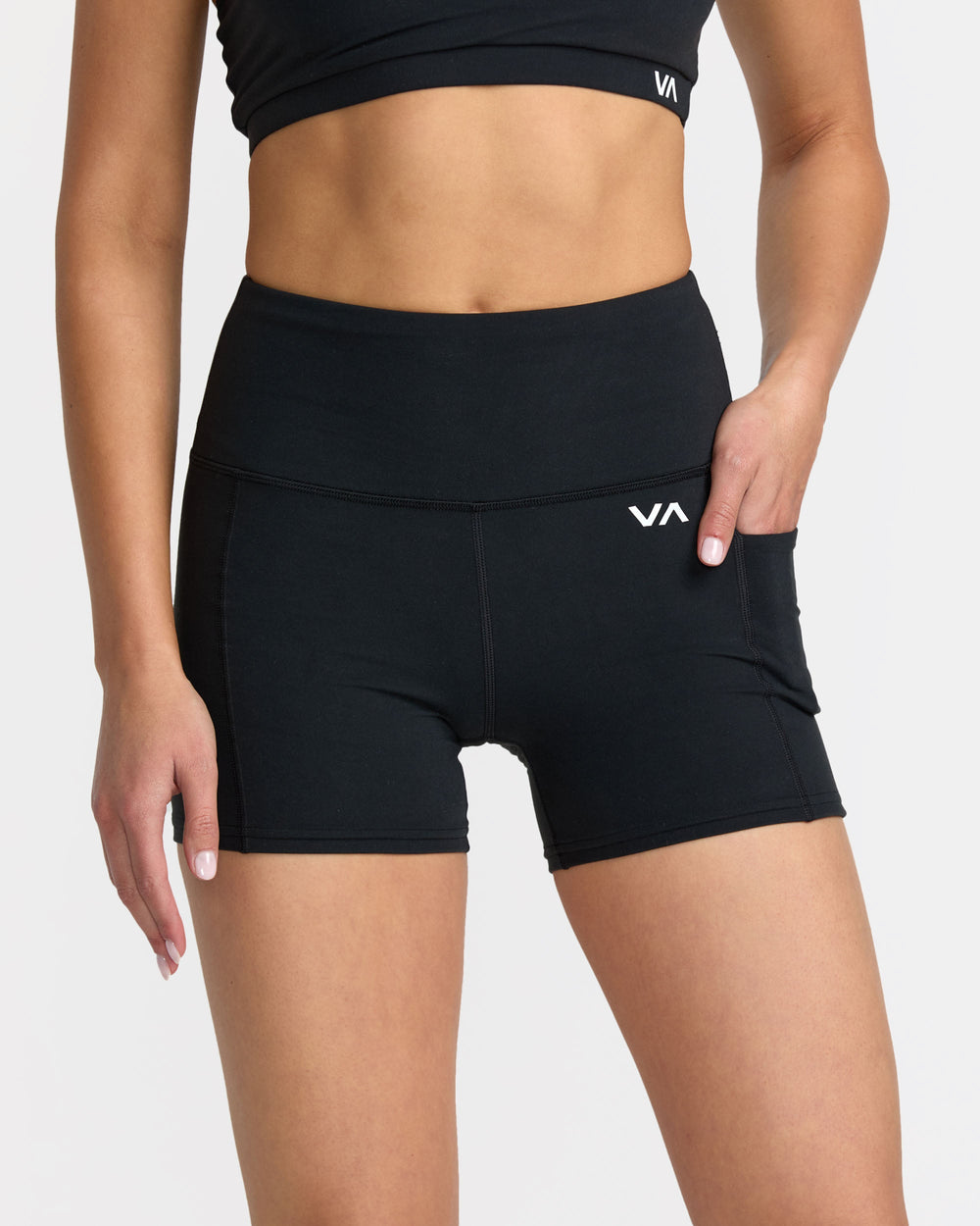 VA Essential Pocket Short II - Black