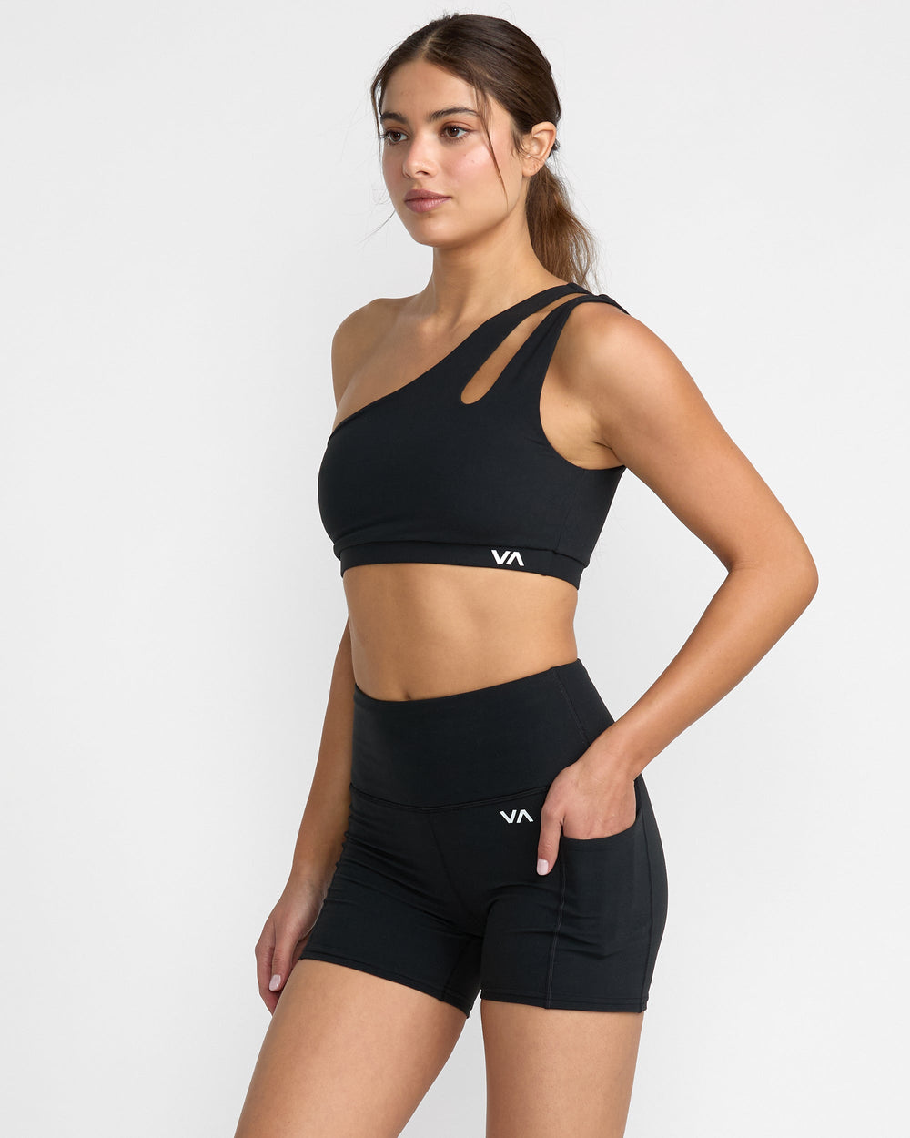 VA Essential Pocket Short II - Black
