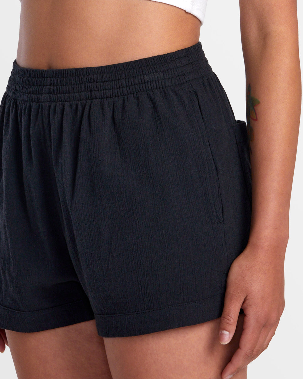Sawyer Cotton Crinkle Short - Rvca Black