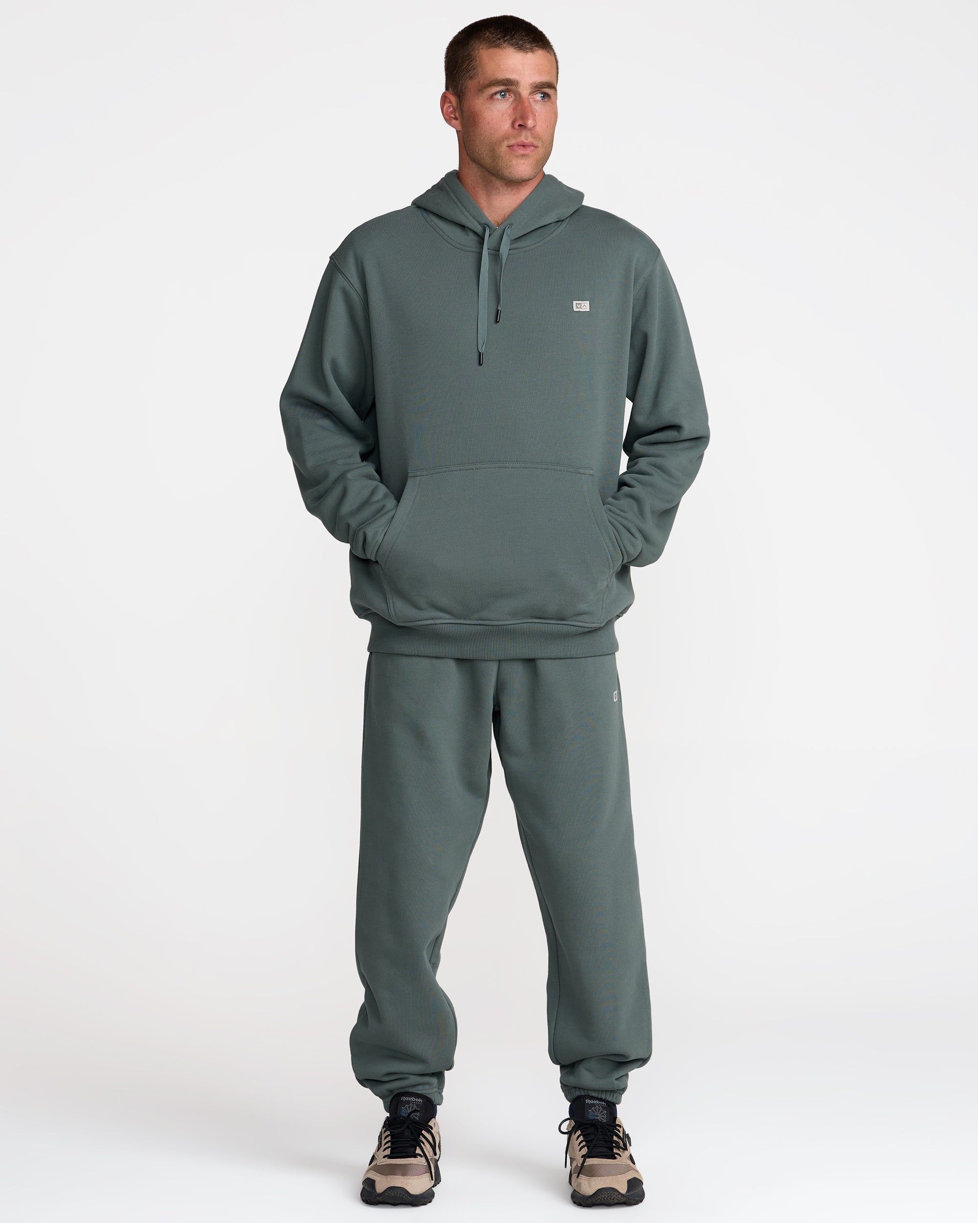 VA Essential Sweatpant - Balsam Green