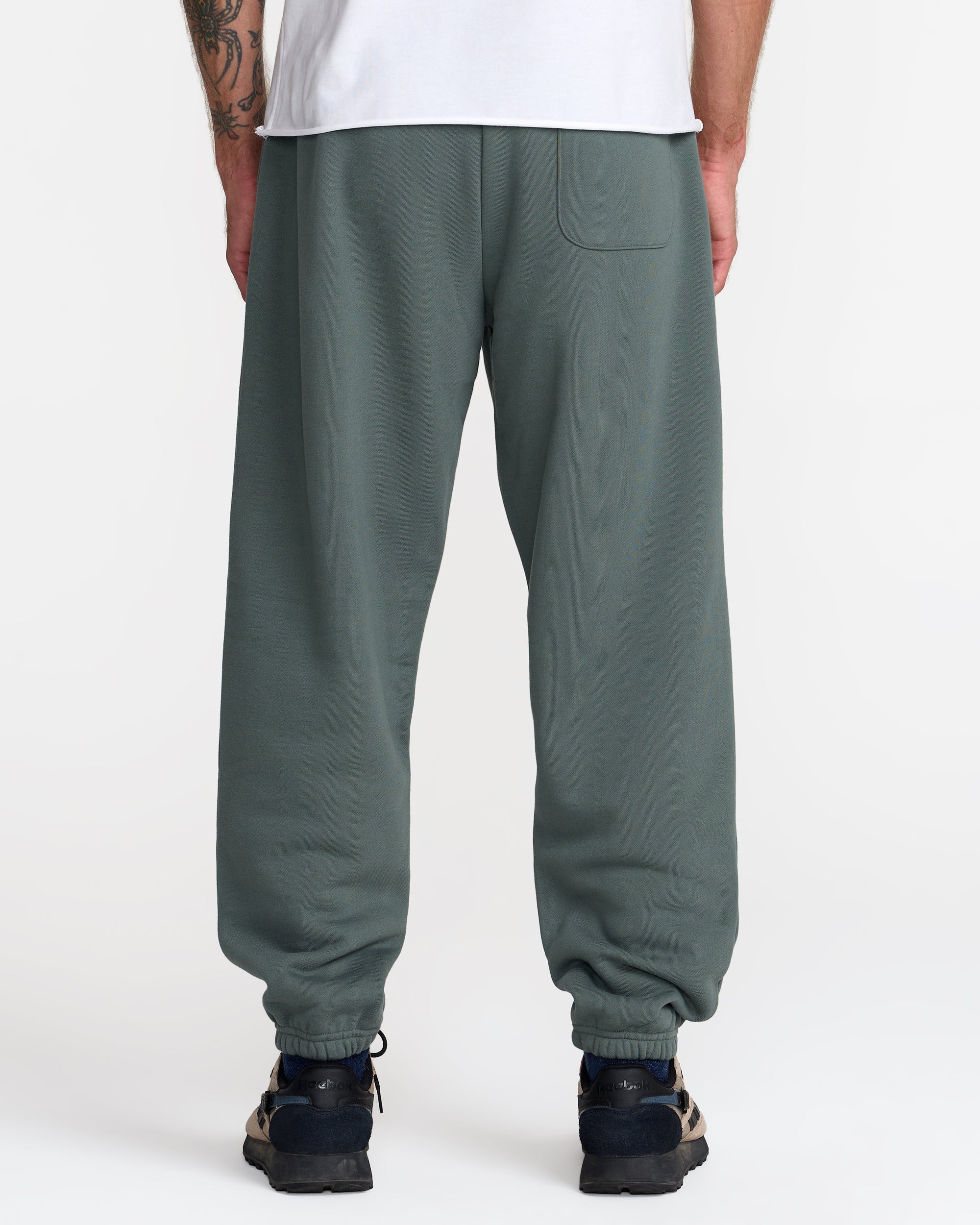 VA Essential Sweatpant - Balsam Green