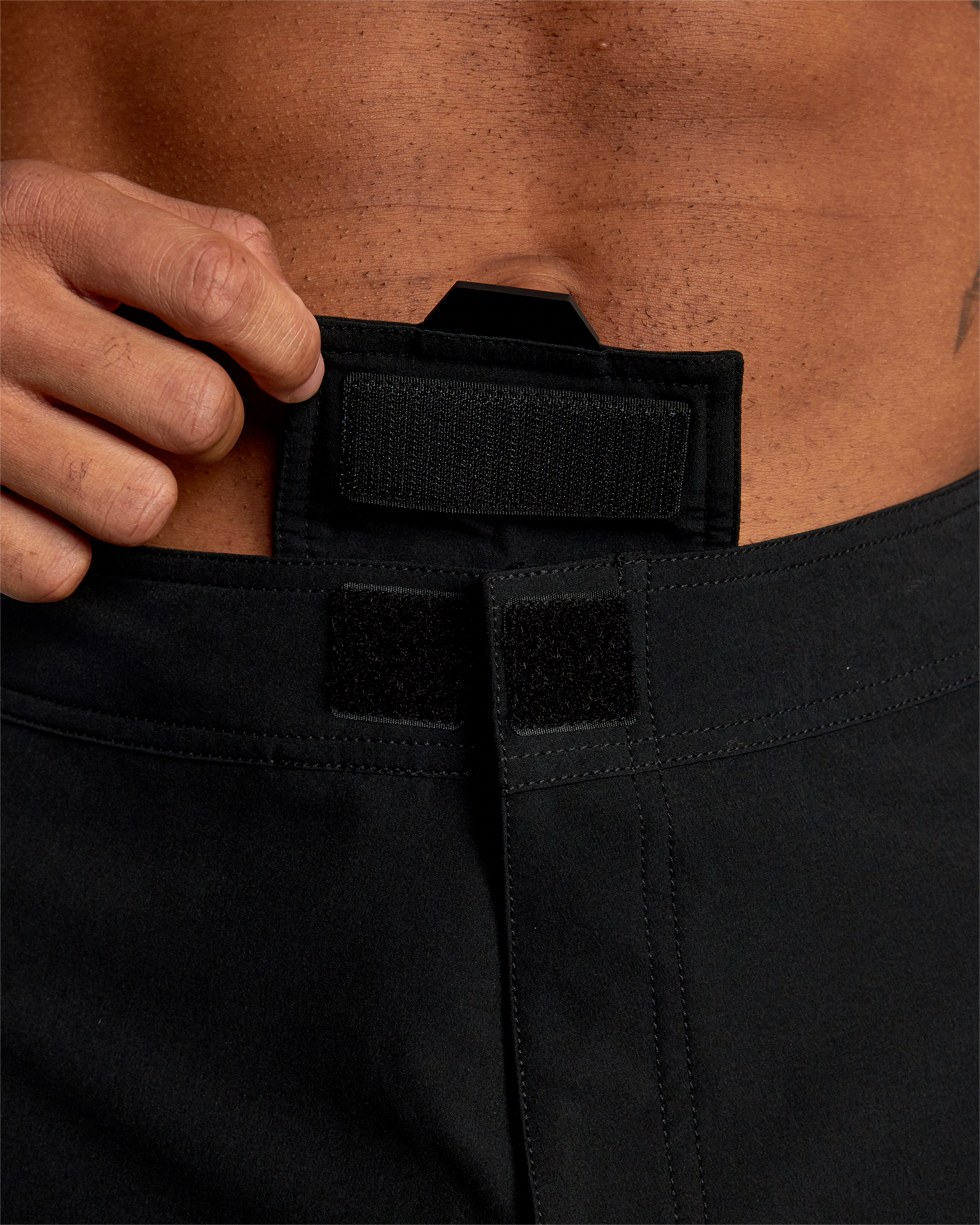 Fight Scrapper 17" - Black