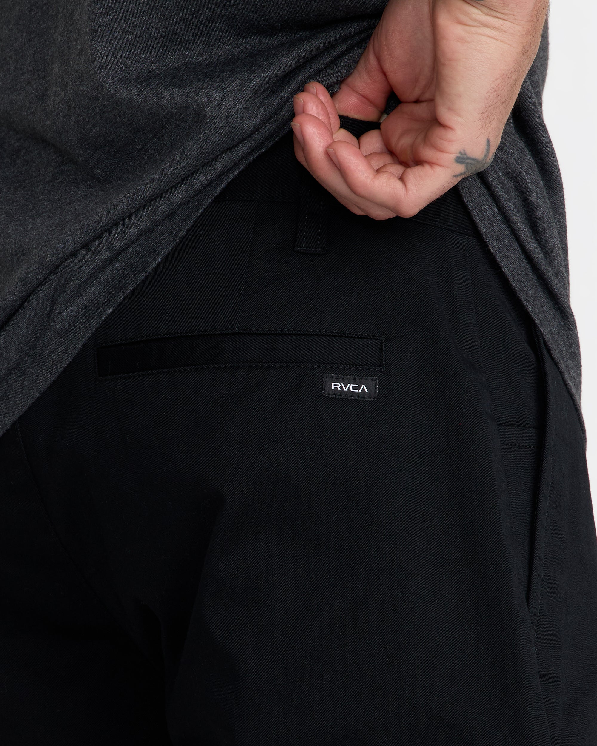 Weekend Stretch Short 20" - Black
