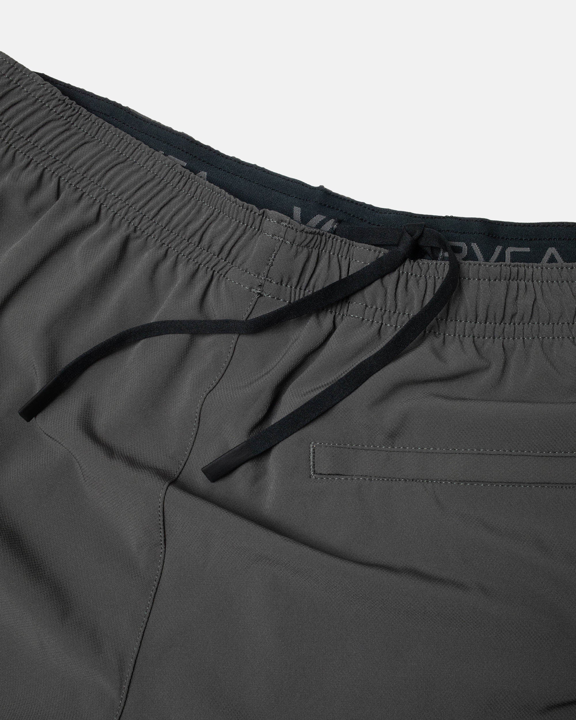 Yogger Stretch 17" Short - Slate
